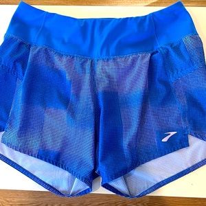 Brooks 5” Chaser Short, size M